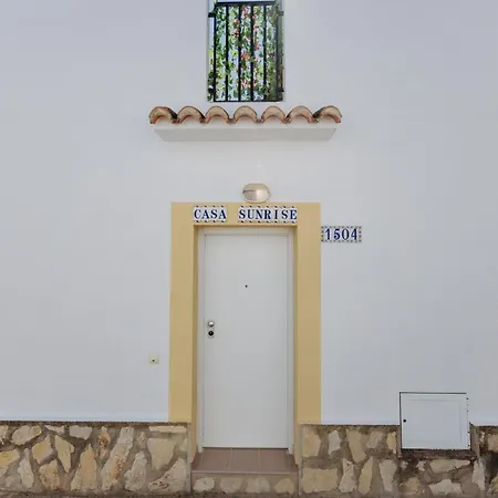 Casa Sunrise - Costa Blanca House With Rooftop, 5 Swimming Pools And Panoramic Sea- And Views At Penon De Ifach Calp