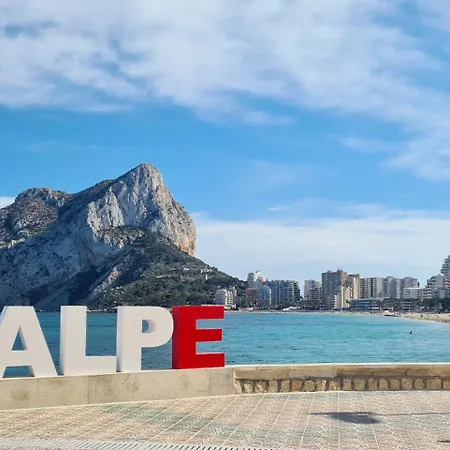 Casa Sunrise - Costa Blanca House With Rooftop, 5 Swimming Pools And Panoramic Sea- And Views At Penon De Ifach * Calpe
