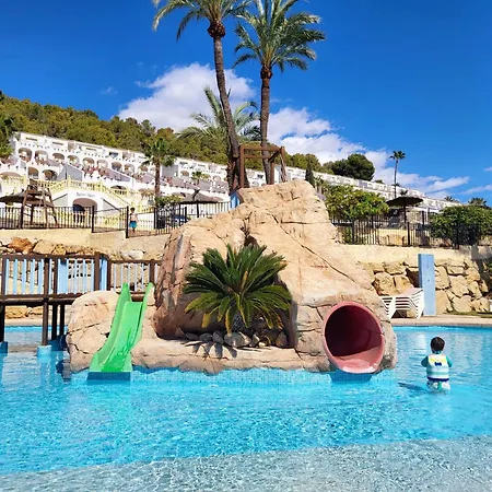Casa Sunrise - Costa Blanca House With Rooftop, 5 Swimming Pools And Panoramic Sea- And Views At Penon De Ifach *